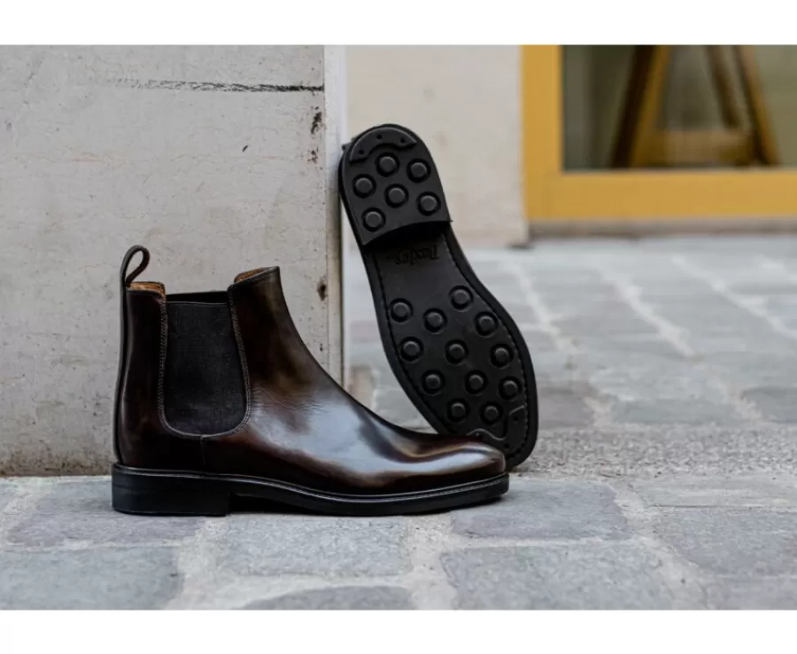 Shop Botines chelsea de cuero pull up para hombre Chocolate Fangler Gomme City Zapatos Confort | Botas Chelsea